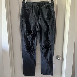 American Eagle Black Mom Jeans